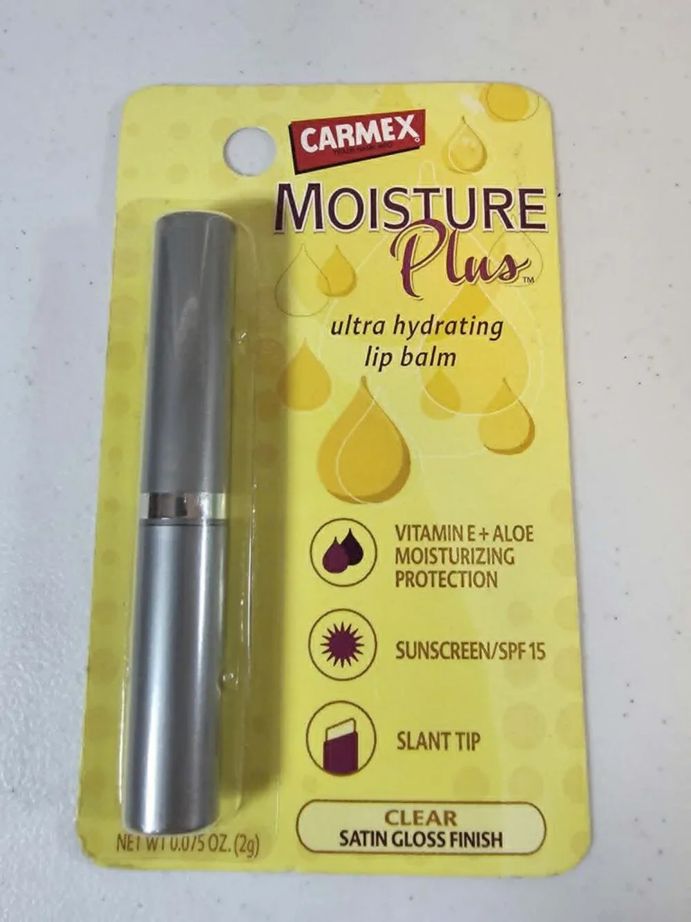 CARMEX MOISTURE PLUS LIP BALM ULTRA HYDRATING CLEAR SATIN GLOSS FINISH NEW